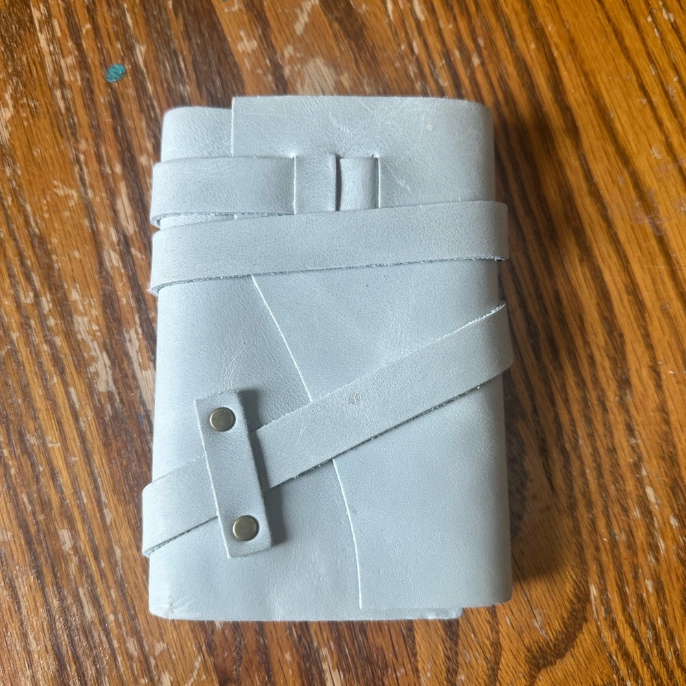 Portland Leather Goods Small Wrap Journal in Beluga